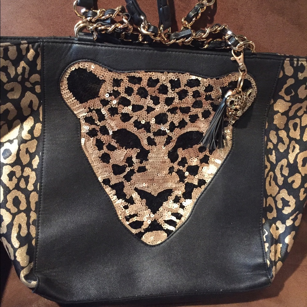 Betsey Johnson Tote 🐆