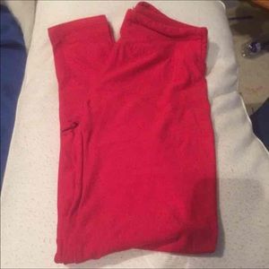 Pinkish reddish os leggings