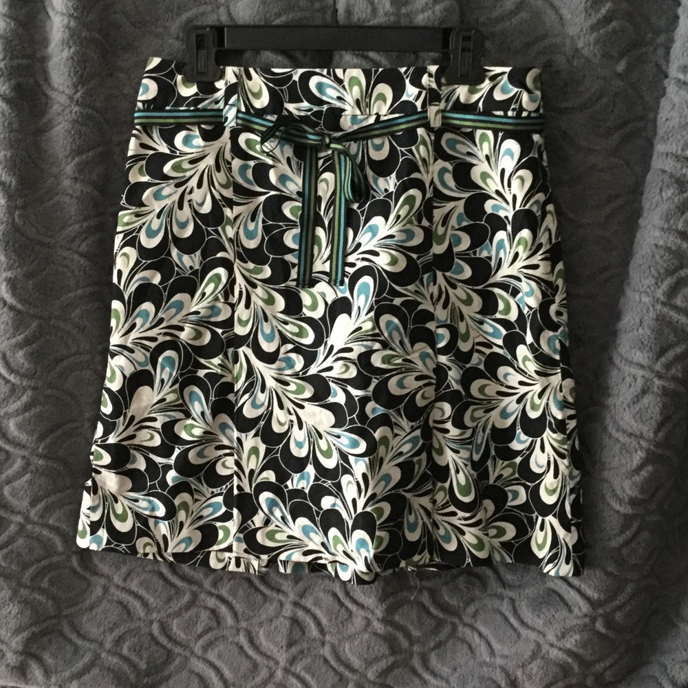 Closing Closet Sale! AnnTaylorLoft 6 Midi Skirt