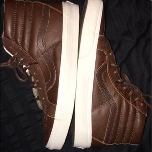Brown leather Hi-top Vans