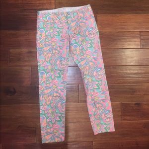 Lilly Capri