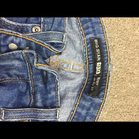 Big Star remy low rise crop size 29.  Euc - Picture 2 of 3
