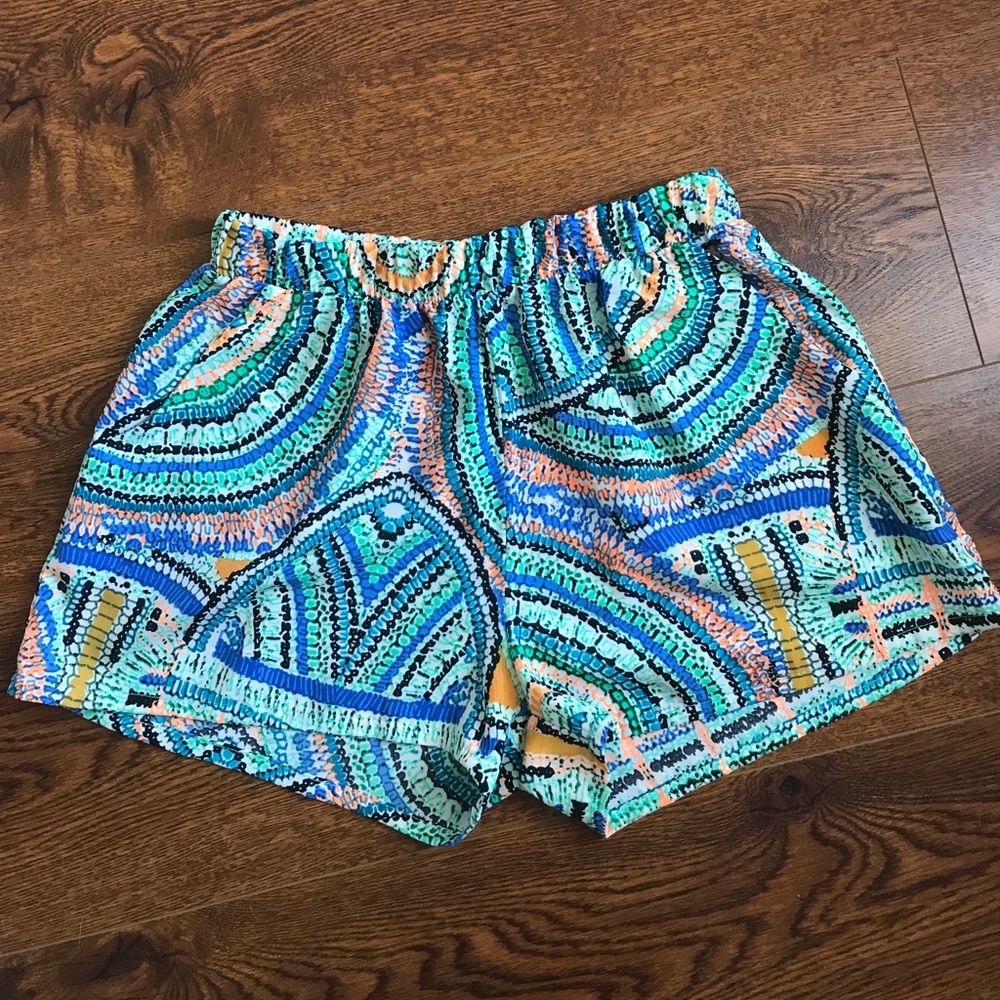 Patterned shorts