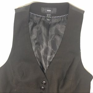 H&M Women's Black Vest SIZE 2 (US)