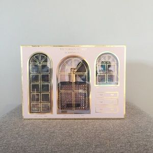 Victoria's Secret Scandalous Deluxe Box
