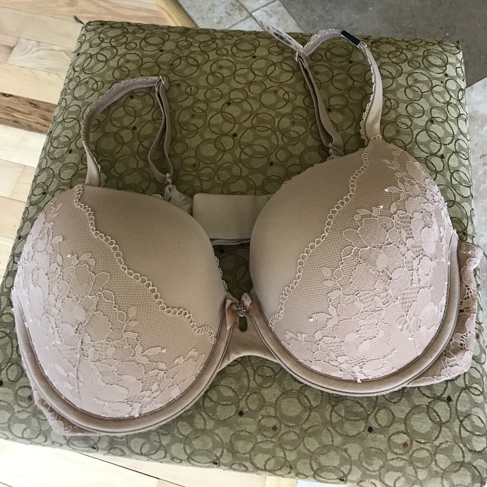 Victoria's Secret perfect shape bra--Size 36D