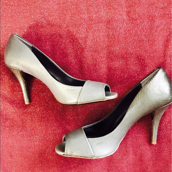 CHARLES DAVID Open Toe Pumps - Picture 3 of 7