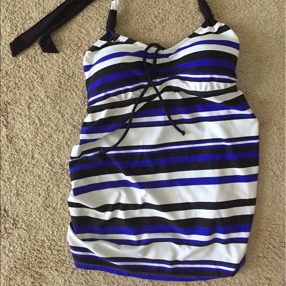 Maternity swim top
