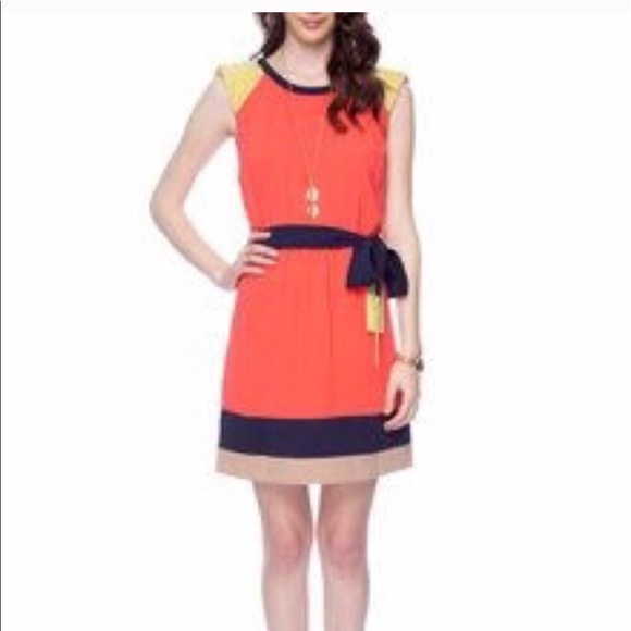 Beautiful coral dress - Picture 1 of 4