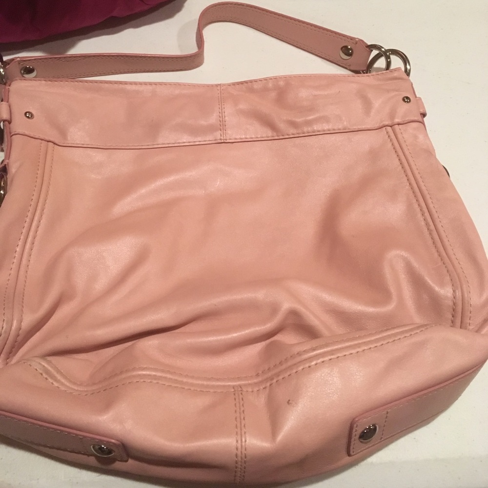 Used pink coach purse - Picture 2 of 2