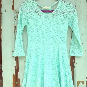 Long Sleeved Lace Mint Dress