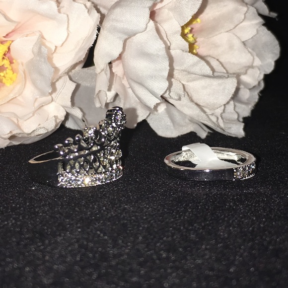 CROWN RING - Picture 3 of 3