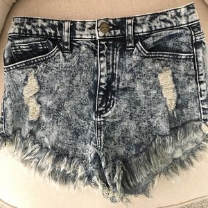 High wasted jean shorts