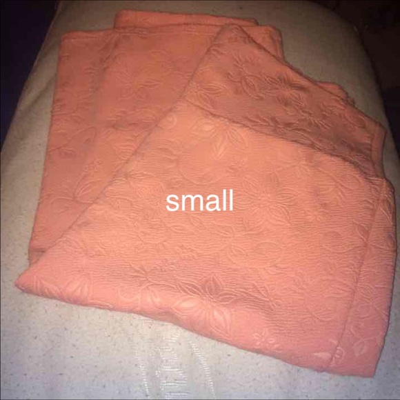 Small floral Cassie - Picture 1 of 1