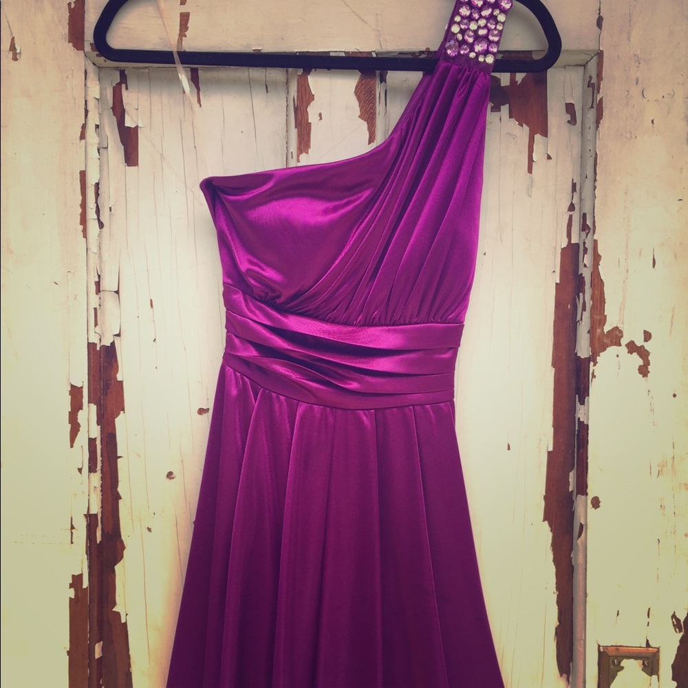 One-Shouldered Elegant Homecoming Dress