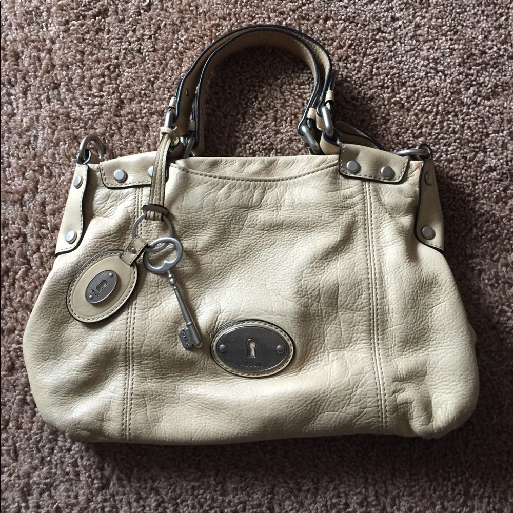 Fossil purse