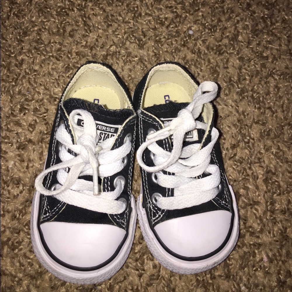 Black converse