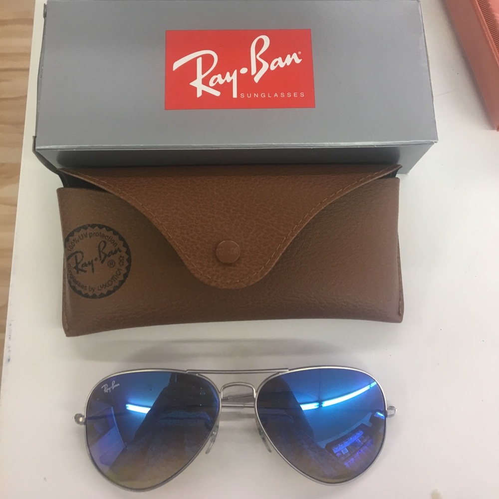 Authentic aviator ray bans worn 2 times size 58