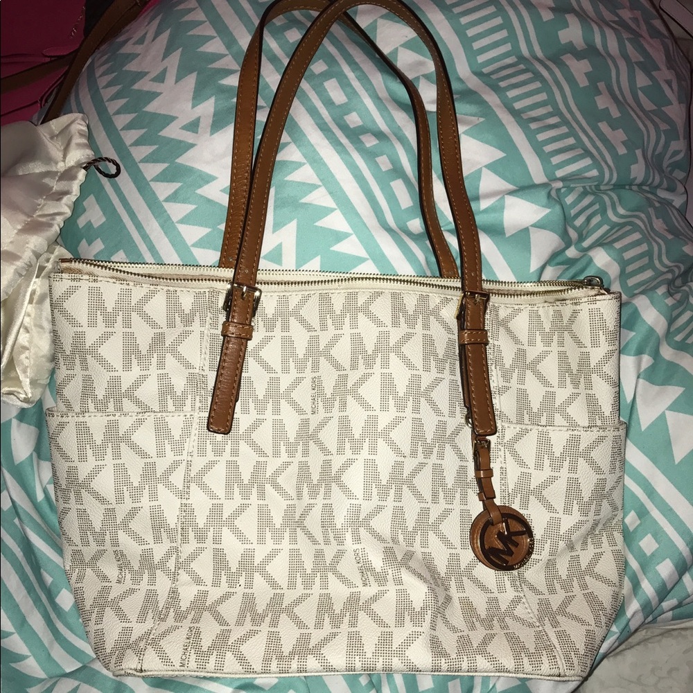 Michael Kors purse