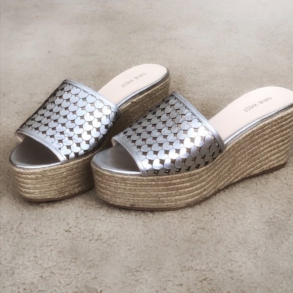 New Never worn. Nine West slip on silver sandal 9m - Picture 3 of 4