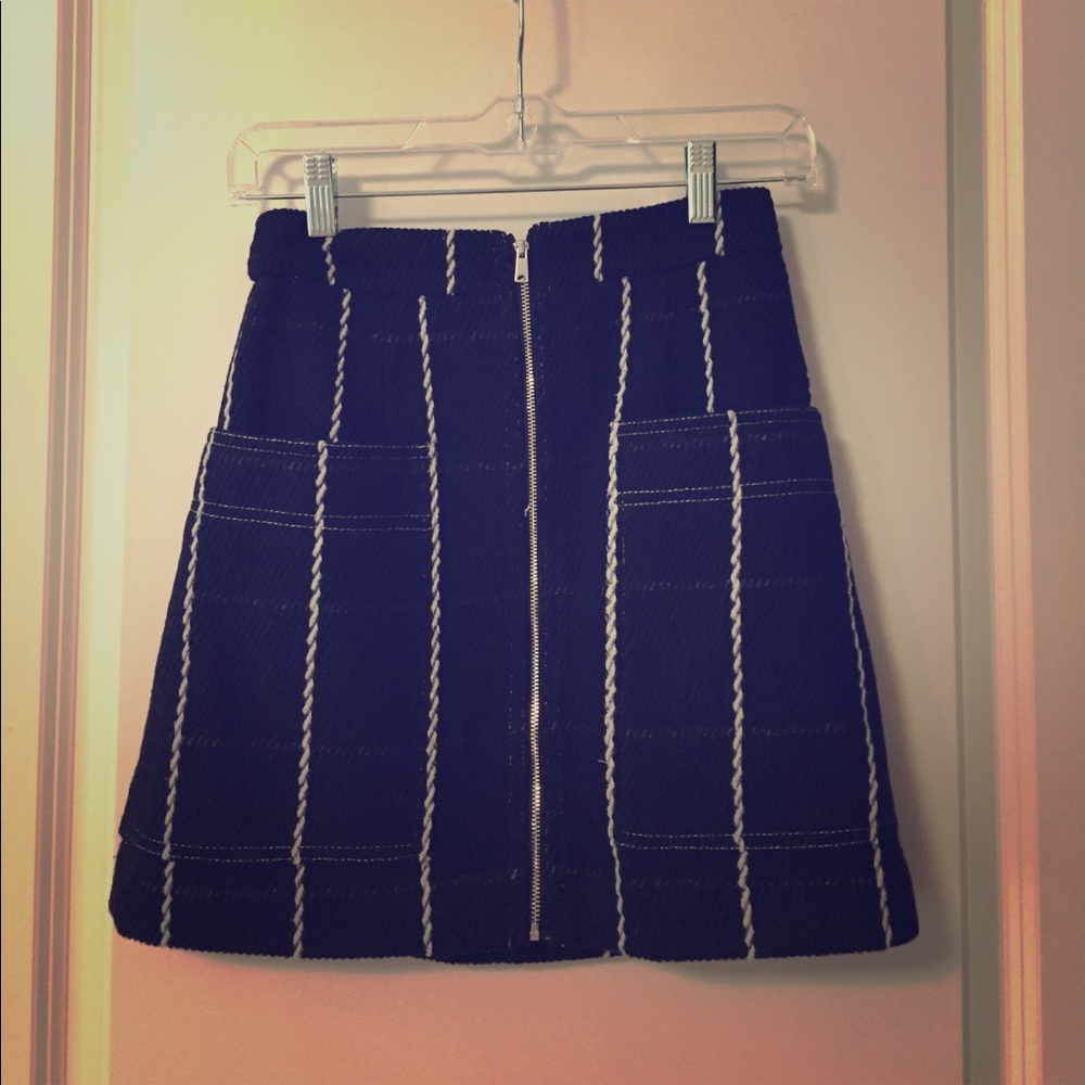 Corduroy high-waisted black & white skirt