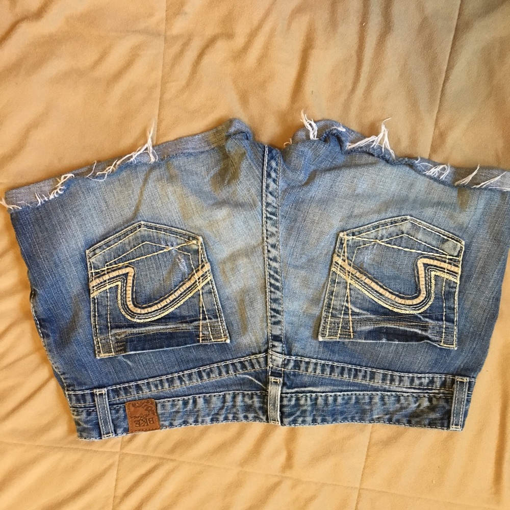 BKE STAR Flare Stretch Shorts 32 X 31 1/2