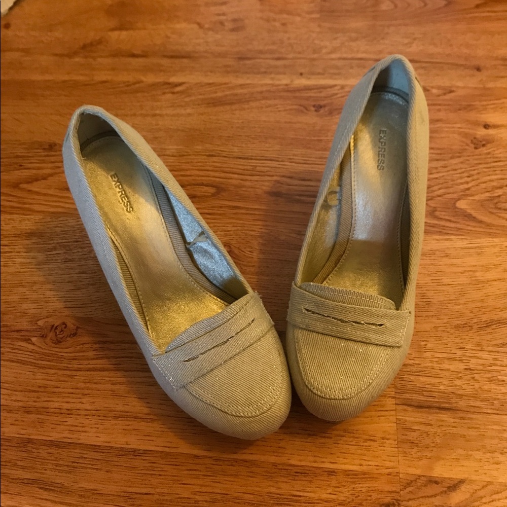 Express shimmery tan wedges