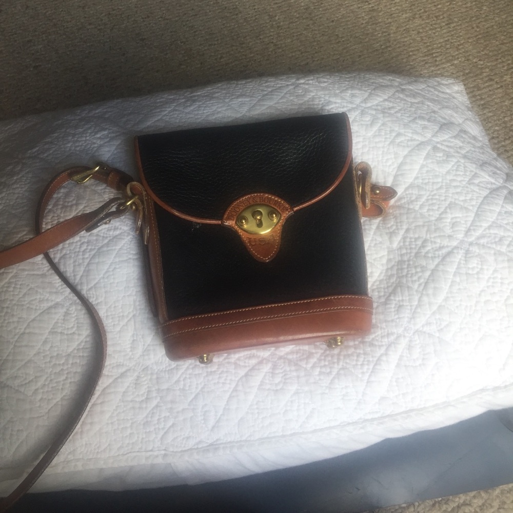 Dooney and Bourke leather purse