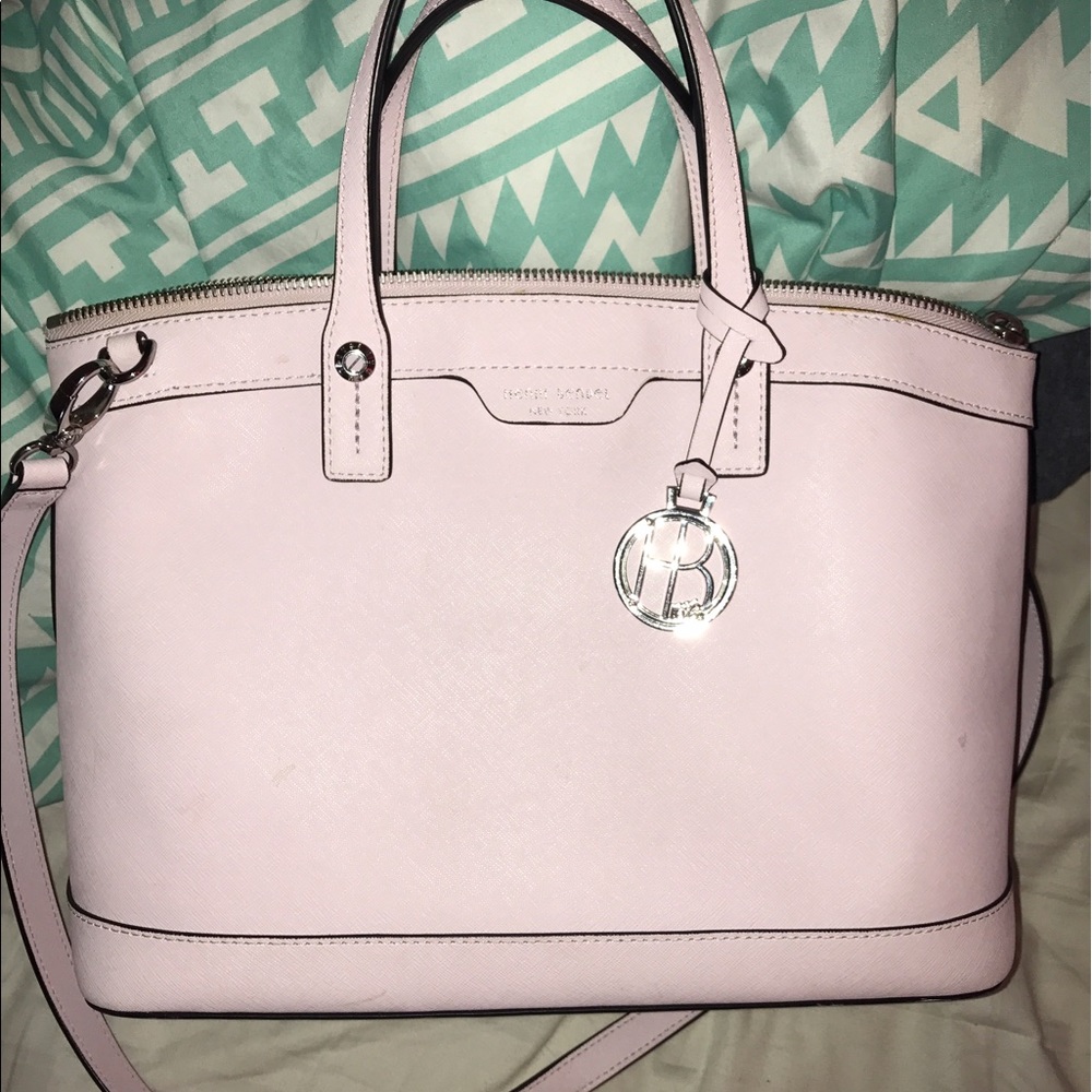 Henri Bendel purse