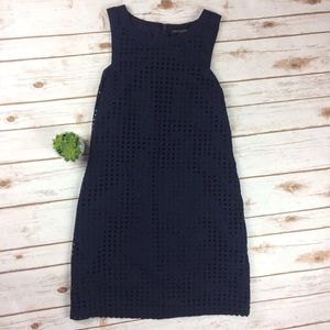 Banana Republic size 6 navy eyelet shift dress