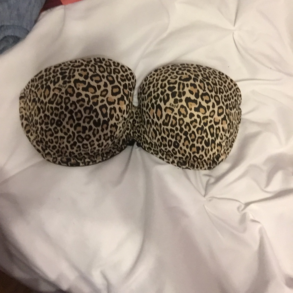 Strapless bra