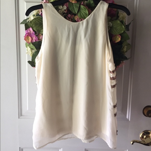 Shirt - Picture 2 of 3