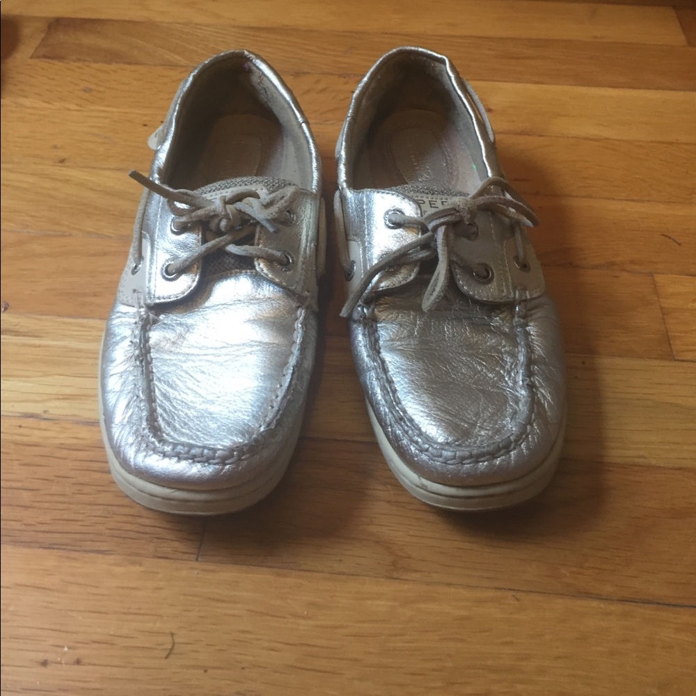 Gold sperrys