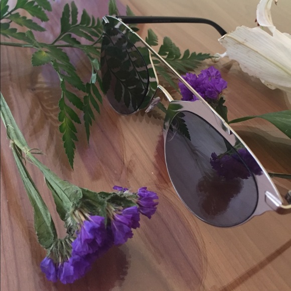 Aviator Sunglasses - Picture 5 of 6