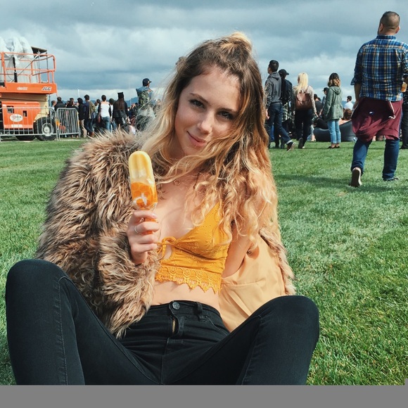 Meet your Posher, Lee - Picture 1 of 1