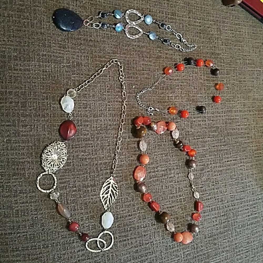 Assorted jewelry