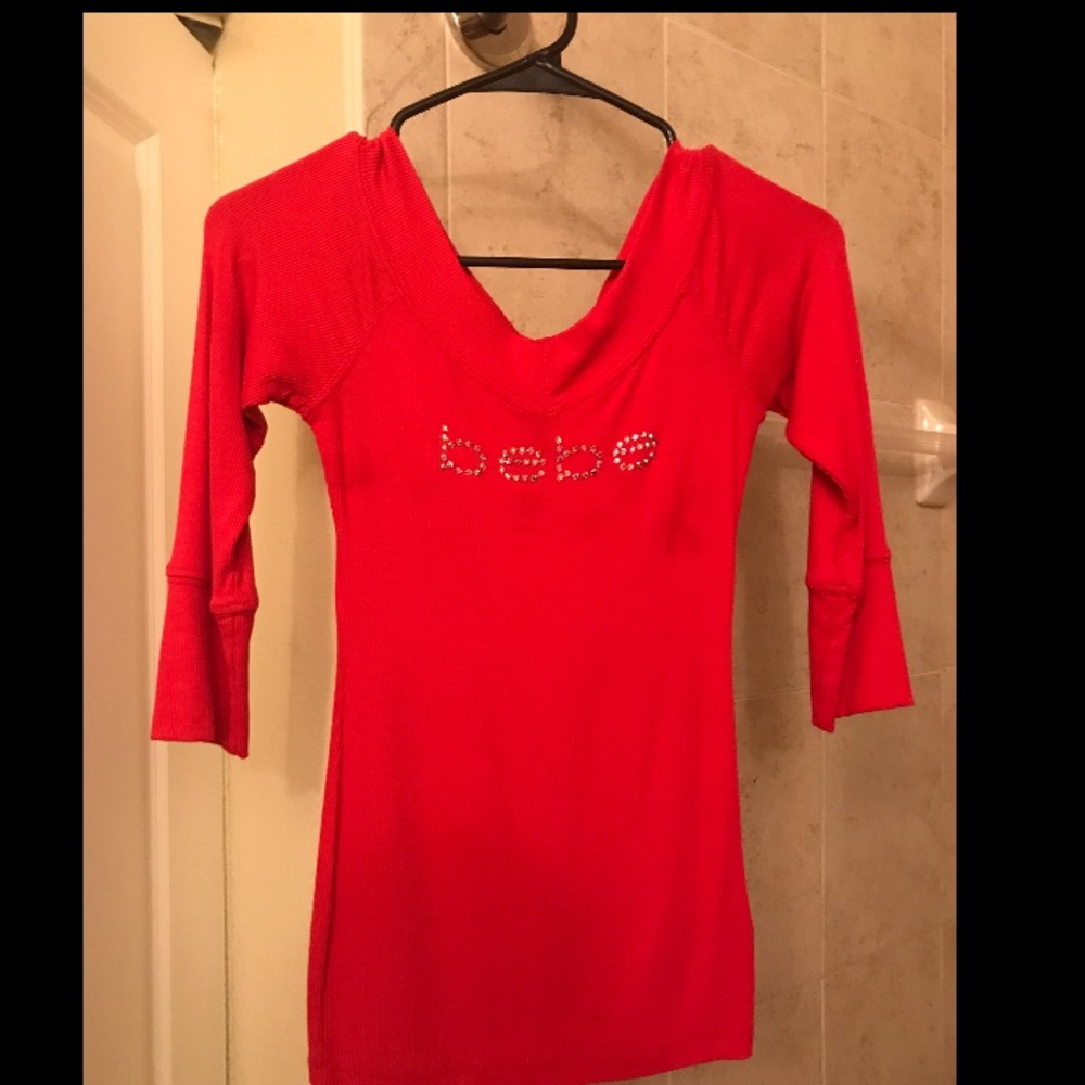 BEBE  T-SHIRT