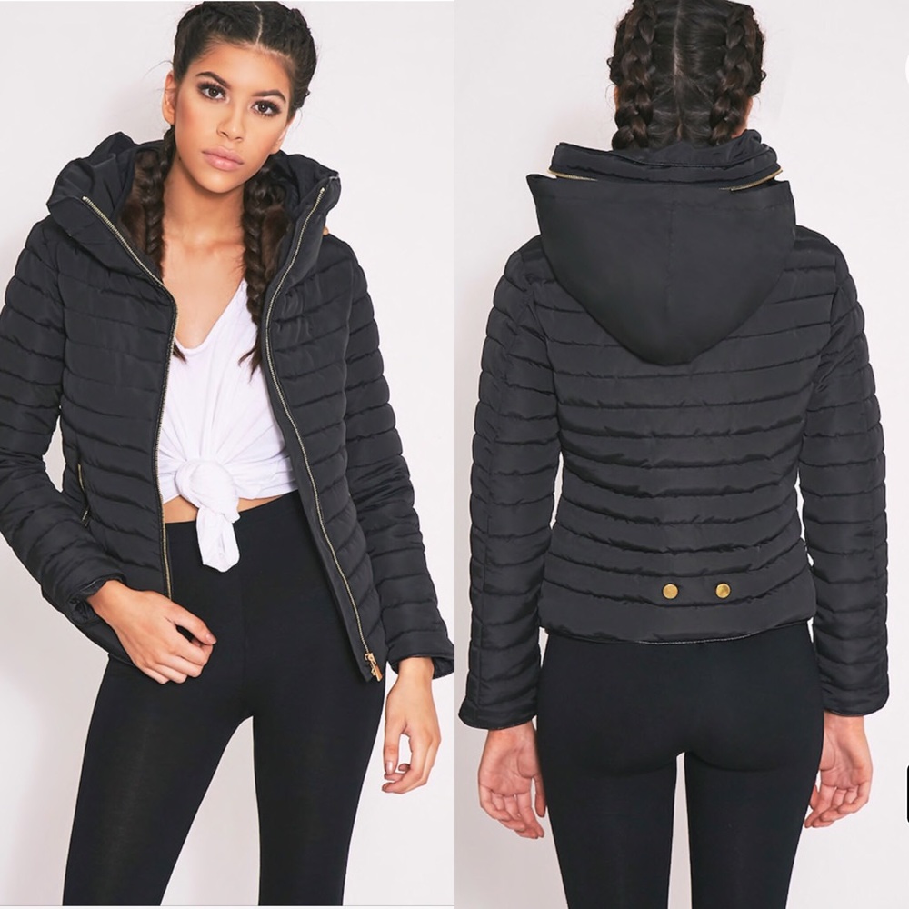 PRETTY LITTLE THING puffer jacket black in medium