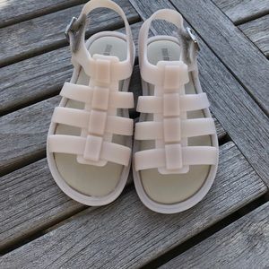 Mini Melissa ivory sandals, size 8