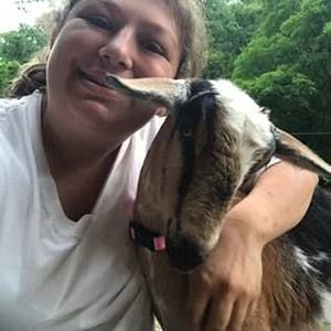 Meet your Posher, Staci