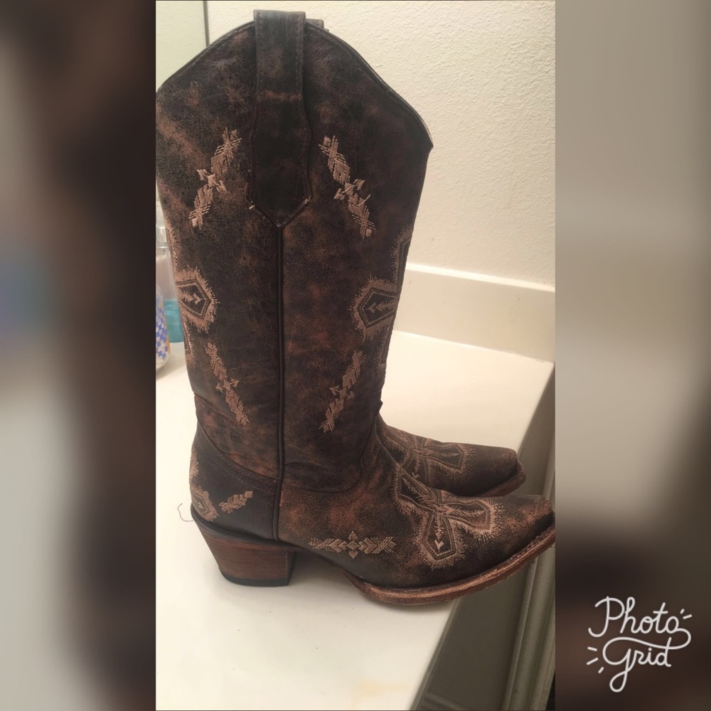 Circle g boots