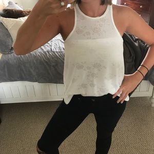 O'Neill flower embossed tank top - flowy