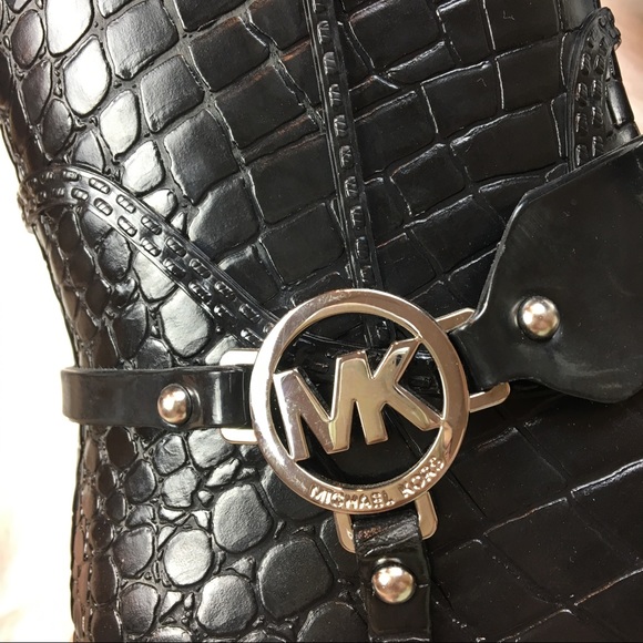 Michael Kors black crocodile print ankle rainboot - Picture 4 of 6