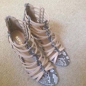 Dress open front Sandal