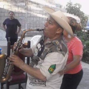 Meet your Posher, Ulises