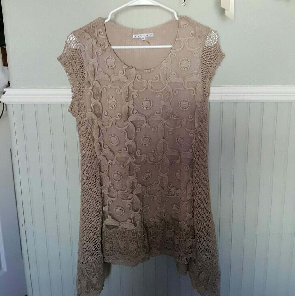 Women's blouse