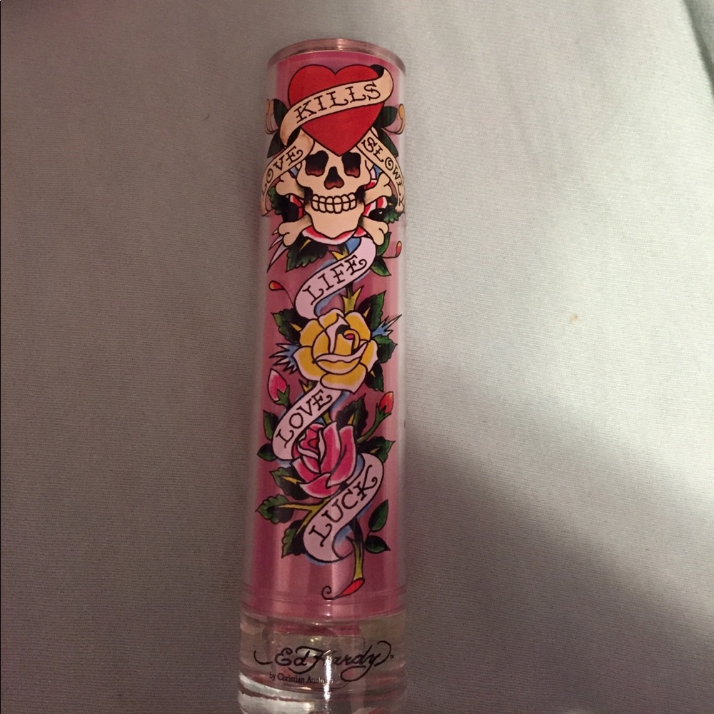ed hardy love kills slowly