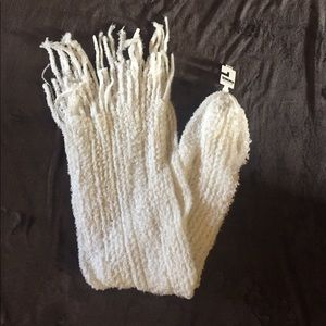 Sonoma White Scarf