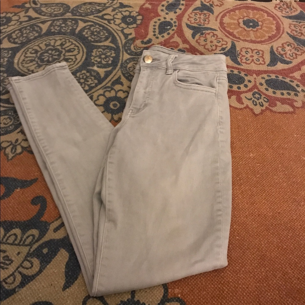 AEO silver skinnys