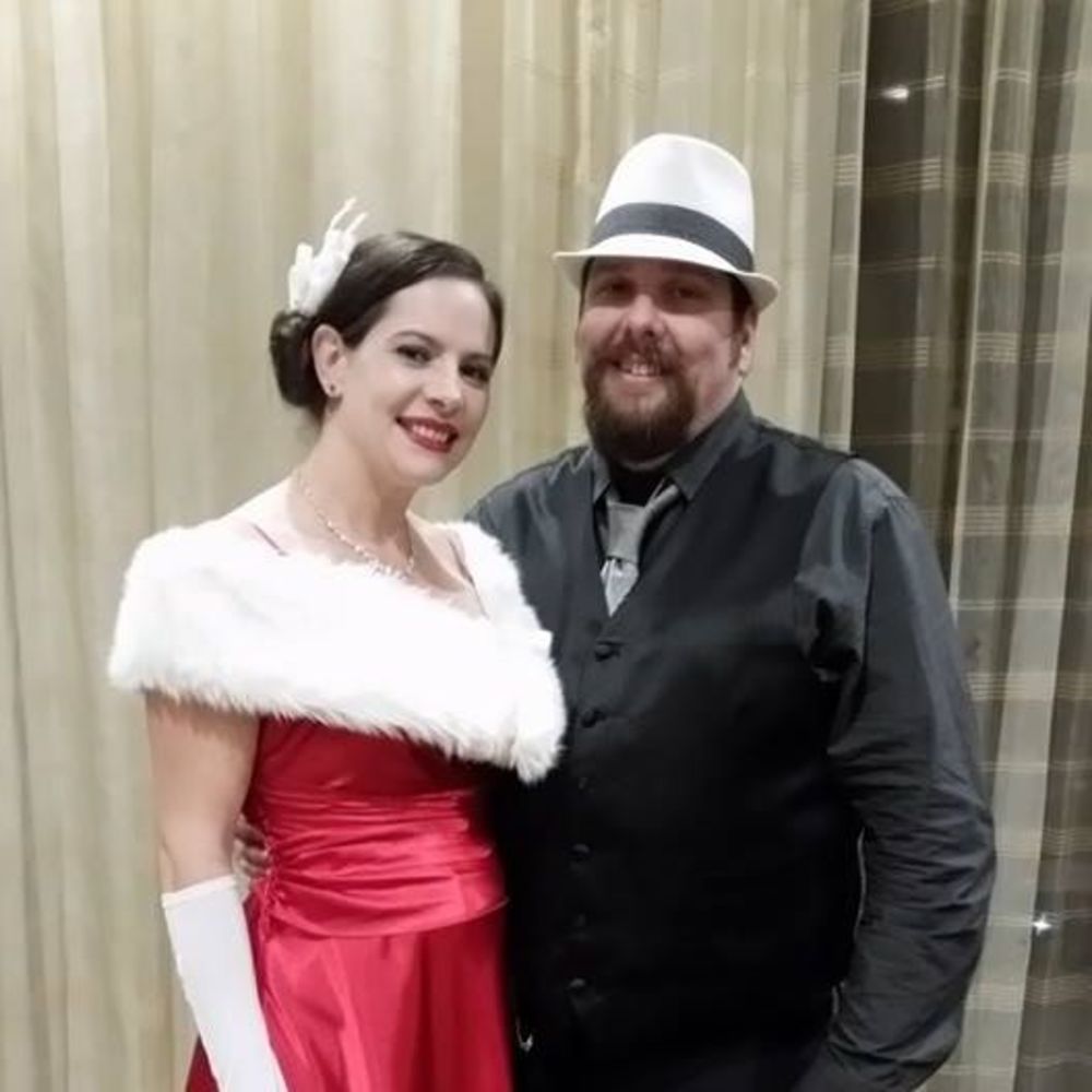 Meet your Posher, Becca